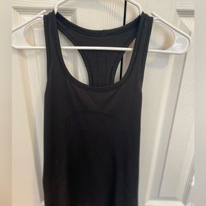 Women’s 6 Lululemon Swiftly Tech Racerback Tank Top